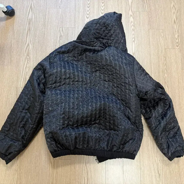 [BUNJANG] Massnoun Peach Work Hood Reversible Jumper Black / [M] 매스노운 피치 워크 후드 리버시블 점퍼 블랙