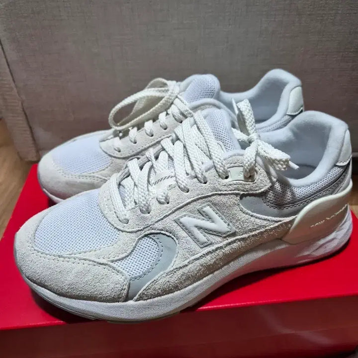 [BUNJANG] New Balance 1880 v2 Walking Shoes / 뉴발란스 1880 v2 워킹화/운동화
