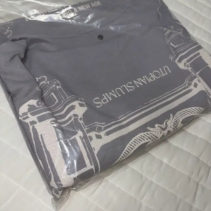 [BUNJANG] System Homme Back Logo Printed Half Sleeve T-shirt / 시스템옴므 백로고 프린티드 하프 슬리브 반팔티