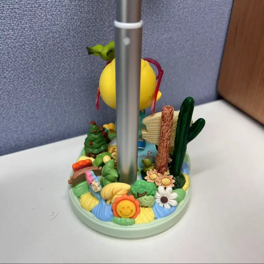 [BUNJANG] Pop Mart Baby Molly Figure Mobile Phone Stand / 정품 팝마트 베이비몰리 피규어로 만드 휴대폰 거치대