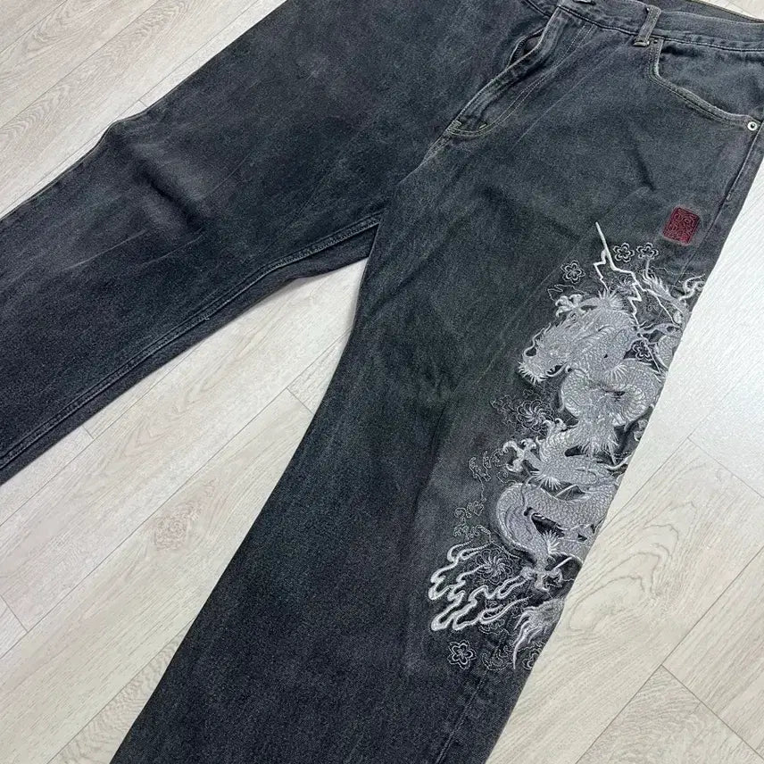 [BUNJANG] Karakuri Tamashii Black Denim Pants / 카라쿠리 타마시 용자수 검정데님 팬츠