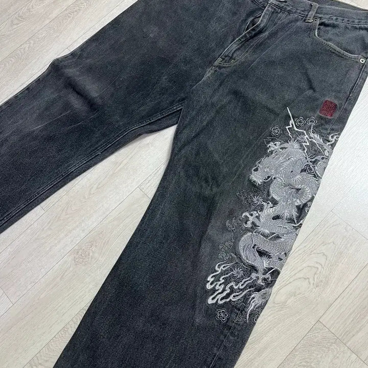 [BUNJANG] Karakuri Tamashii Black Denim Pants / 카라쿠리 타마시 용자수 검정데님 팬츠
