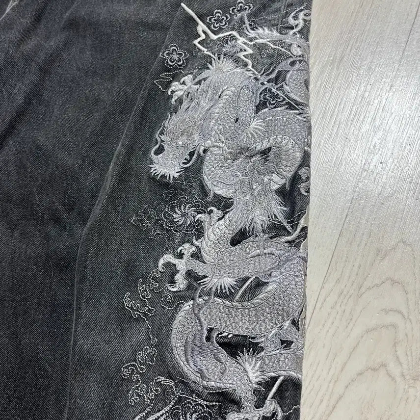 [BUNJANG] Karakuri Tamashii Black Denim Pants / 카라쿠리 타마시 용자수 검정데님 팬츠