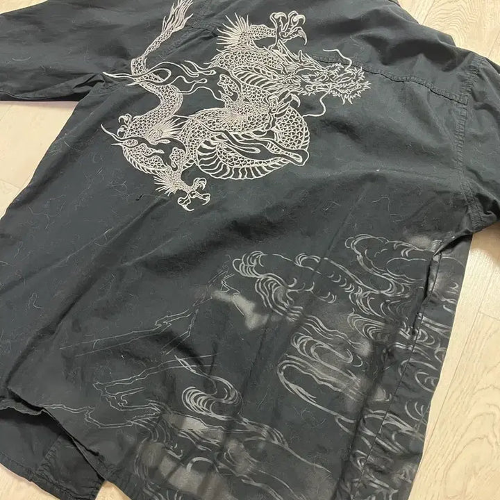 [BUNJANG] Karakuri Tamashii Dragon Embroidery Long Sleeve Shirt / 카라쿠리 타마시 용자수 긴팔셔츠