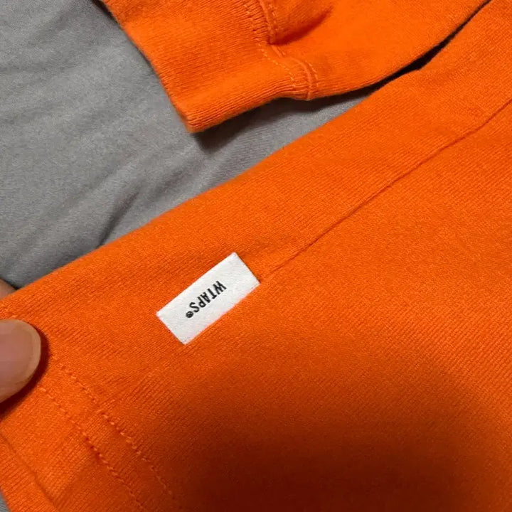 [BUNJANG] WTAPS Orange Long Sleeve T-Shirt Size 2 / WTAPS 더블탭스 오렌지색 긴팔티