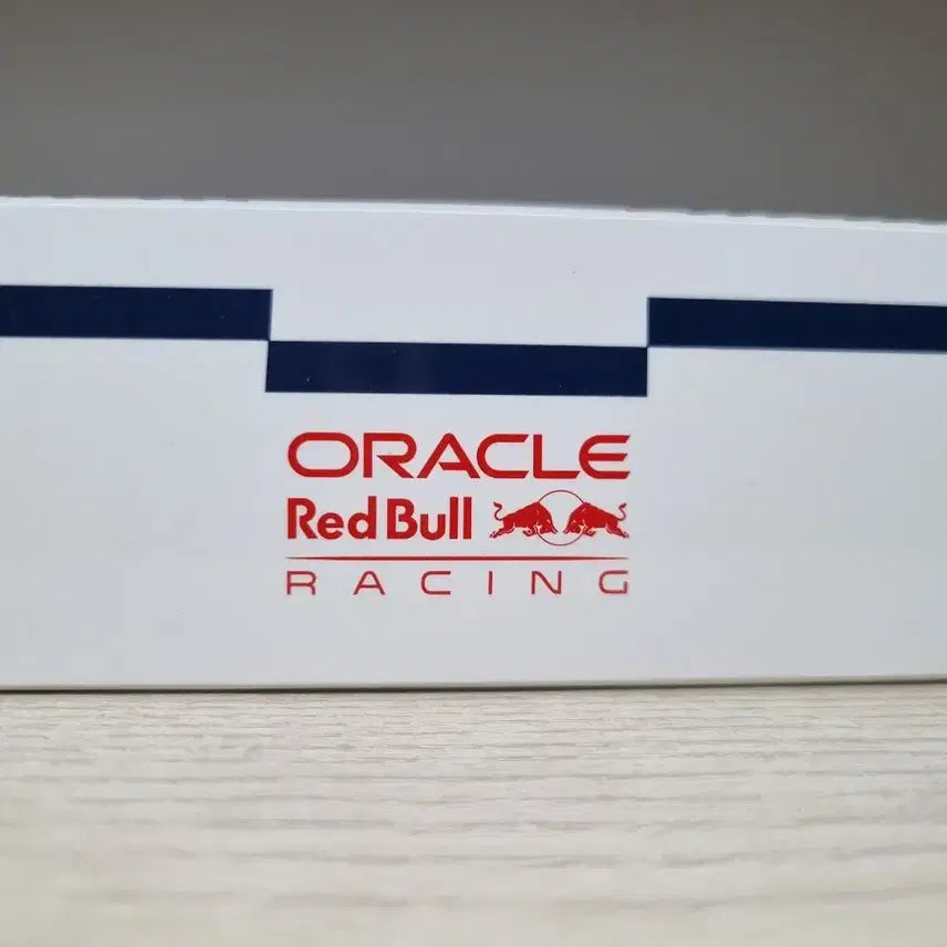 [BUNJANG] Spark Red Bull Max Verstappen Japan Grand Prix 1/64 Model Car / 스파크 레드불 일본 그랑프리 막스 베르스타펜 1/64 모델카 판매합니다.