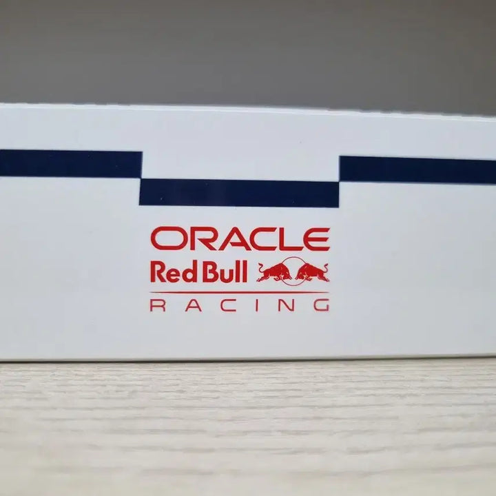 [BUNJANG] Spark Red Bull Max Verstappen Japan Grand Prix 1/64 Model Car / 스파크 레드불 일본 그랑프리 막스 베르스타펜 1/64 모델카 판매합니다.
