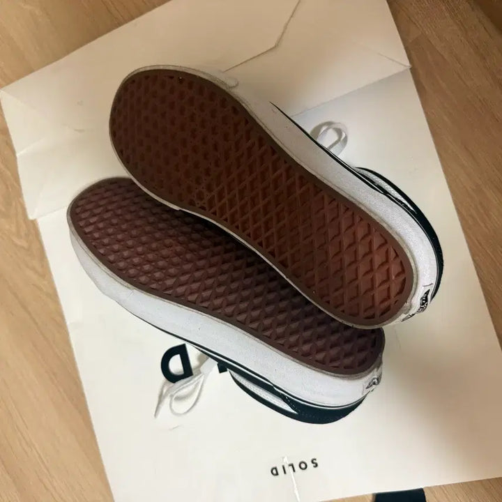 [SOLD OUT] 반스 올드스쿨 플랫폼 블랙 275 두번신음
