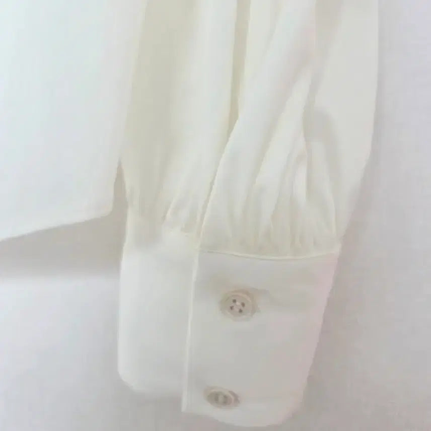 [SOLD OUT] [새제품] 잇미샤 (it MICHAA) 여성 셔츠형 블라우스 66사이즈
