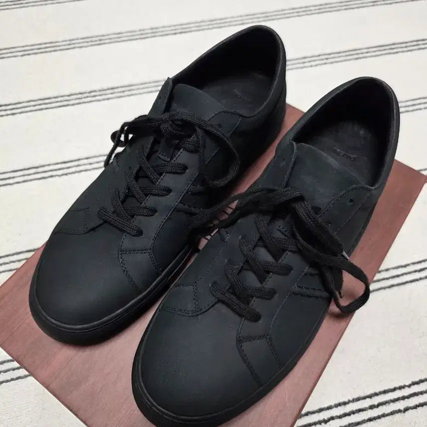[BUNJANG] Kinch Pinocchio VEIN - 301(p) Sneakers / 킨치 피노키 VEIN - 301(p) 스니커즈 팝니다