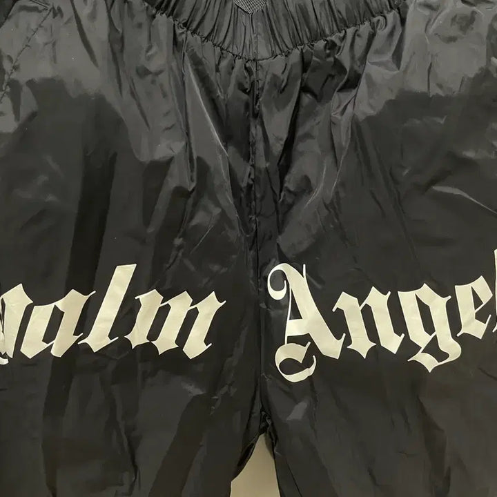 [BUNJANG] Palm Angels Black Shorts / 팜엔젤스 블랙 반바지