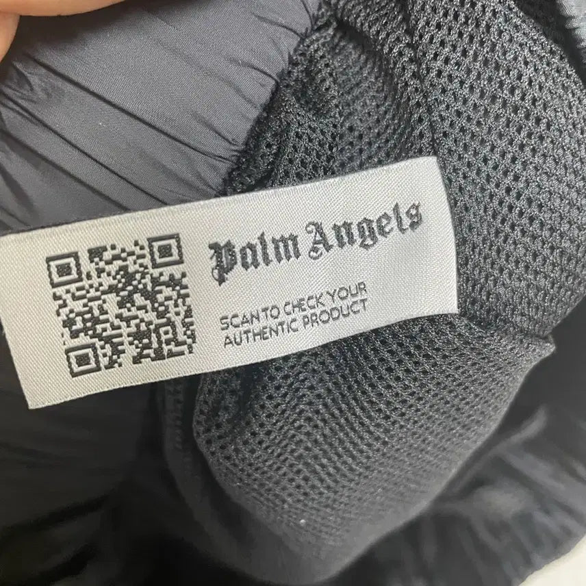 [BUNJANG] Palm Angels Black Shorts / 팜엔젤스 블랙 반바지