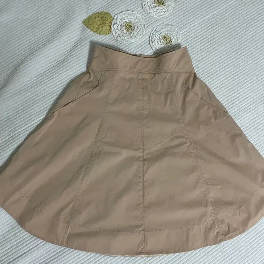 [SOLD OUT] JIGOTT 지고트 베이지 스커트
