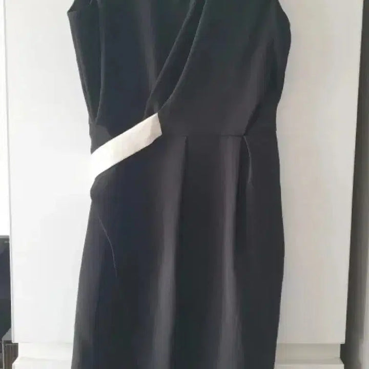 [BUNJANG] MANGO Tulip Wrap Dress / (새상품) 망고 MANGO 원피스