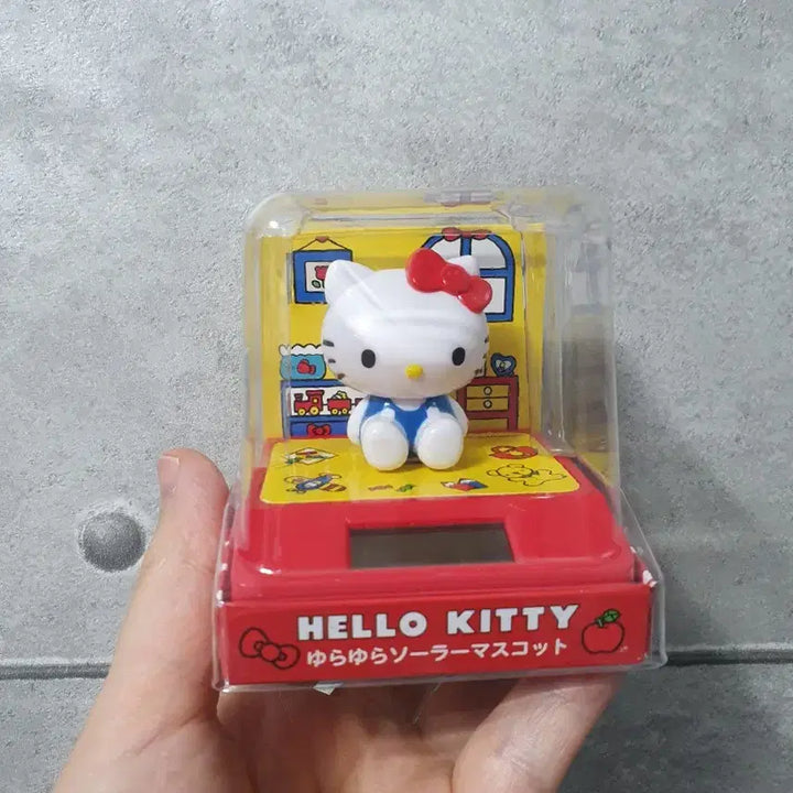 [BUNJANG] Hello Kitty NOHOHON Wobbly Figure / 헬로키티 노호혼 흔들흔들 피규어