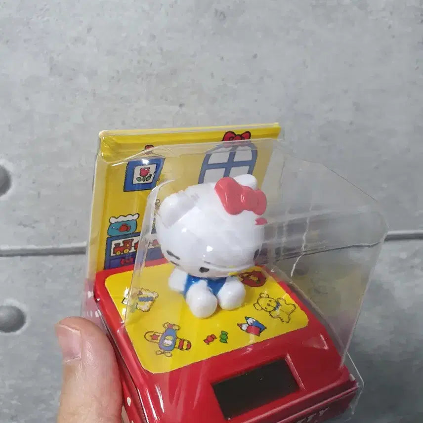 [BUNJANG] Hello Kitty NOHOHON Wobbly Figure / 헬로키티 노호혼 흔들흔들 피규어