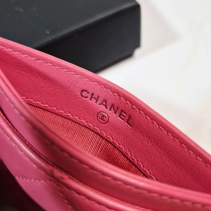 [BUNJANG] Chanel Classic Quilted Card Holder Case / (정품) 샤넬 클래식 퀼팅 카드지갑 명함홀더 케이스
