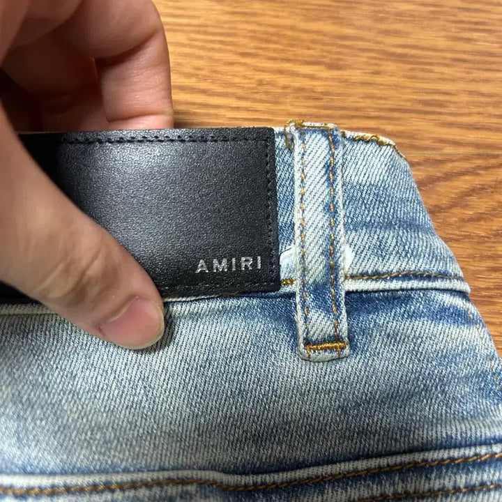 [BUNJANG] AMIRI Distressed Denim Jeans / AMIRI 아미리 디스트로이드 데님진 청바지
