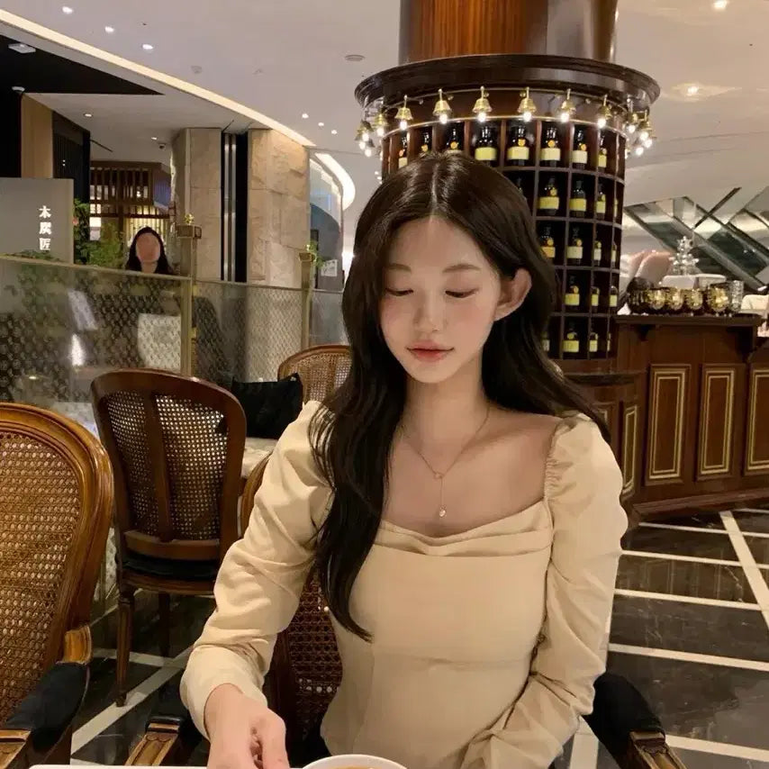 [BUNJANG] ZeniO Clean Square Blouse Beige S / 제니오) 클린스퀘어 블라우스 베이지 s 바배가능