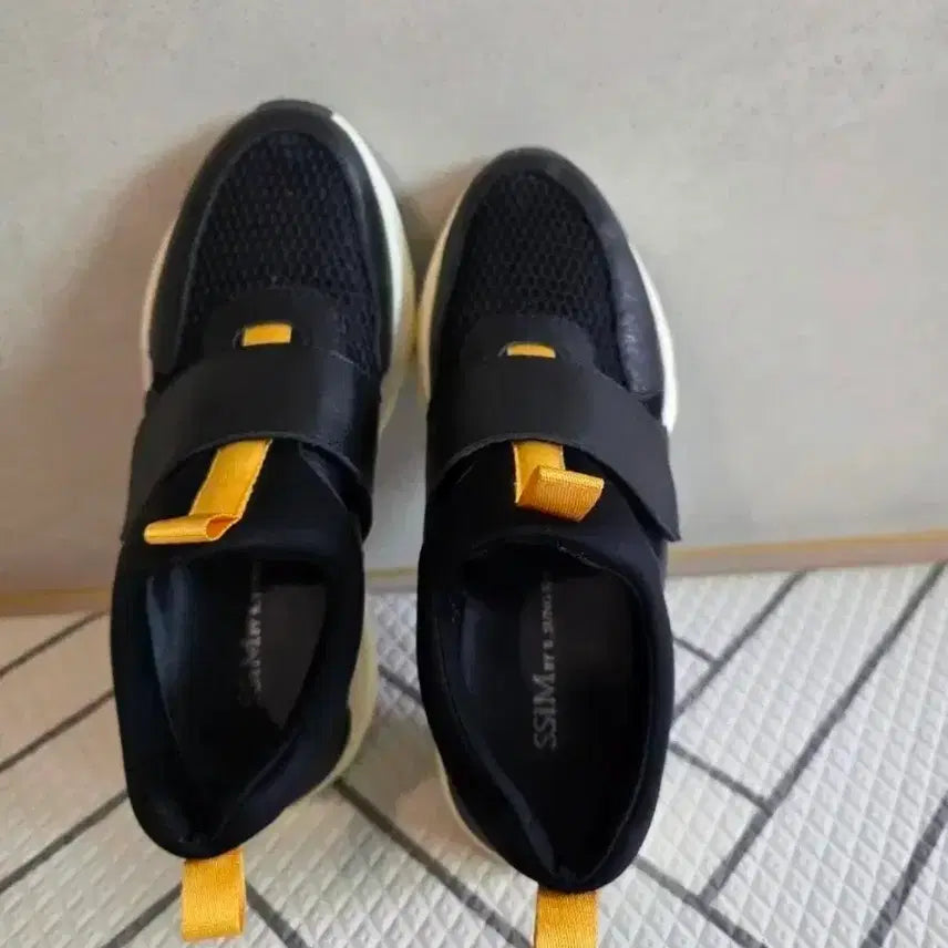 [BUNJANG] Ssim Sneakers (Black) - Designer Shoes / 디자이너 슈즈 씸 스니커즈.235사이즈