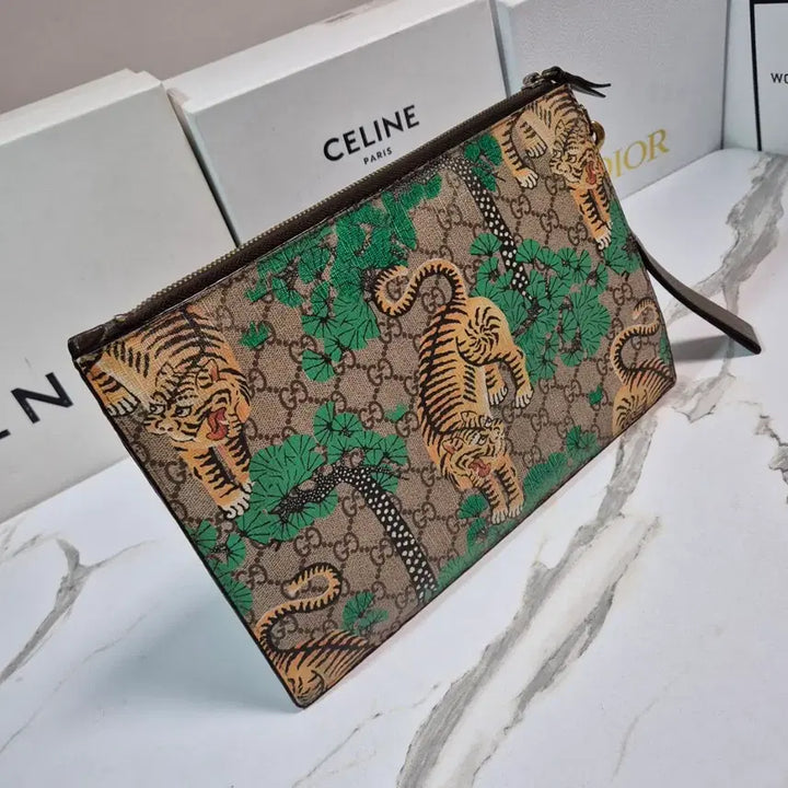 [BUNJANG] Gucci GG Supreme Bengal Tiger Clutch Bag Pouch / (정품) 구찌 GG 수프림 뱅갈 타이거 클러치백 파우치