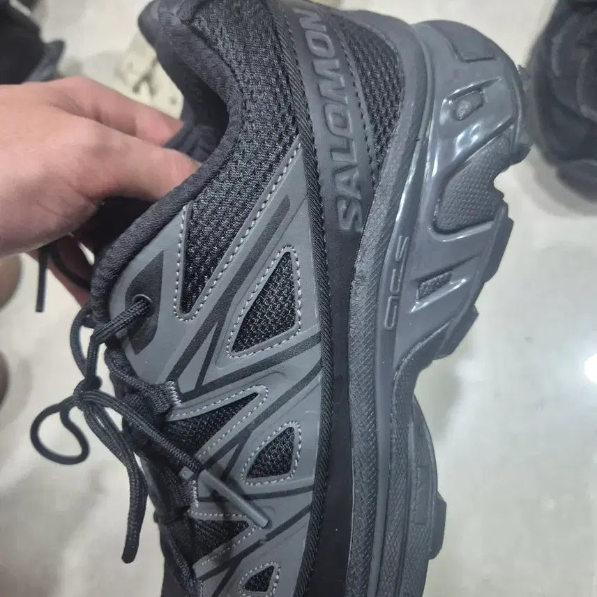 [SOLD OUT] 살로몬 xt-6 익스팬스 블랙 에보니 275