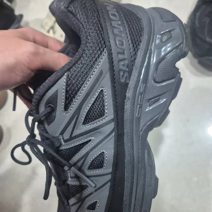 [SOLD OUT] 살로몬 xt-6 익스팬스 블랙 에보니 275