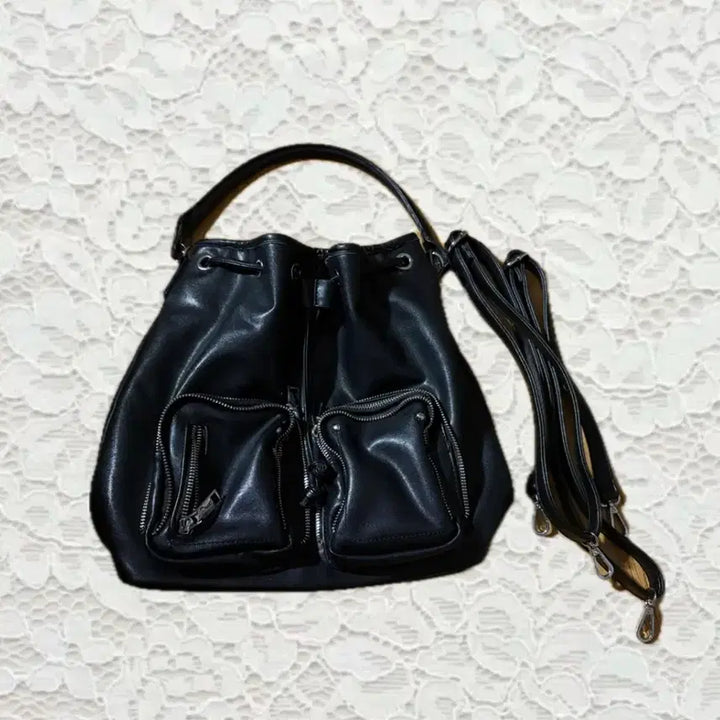 [BUNJANG] Black Leather Bucket Bag / 블랙 레더 버킷백 숄더백 크로스백 백팩