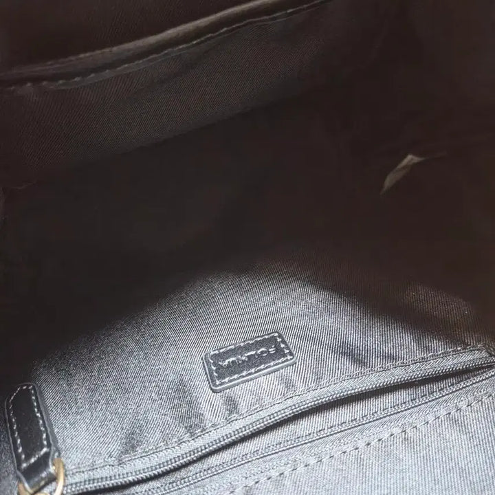 [BUNJANG] Paul &amp; New York Classic Logo Poche Backpack Black / 폴뉴아 클래식 로고 포체 백팩 블랙