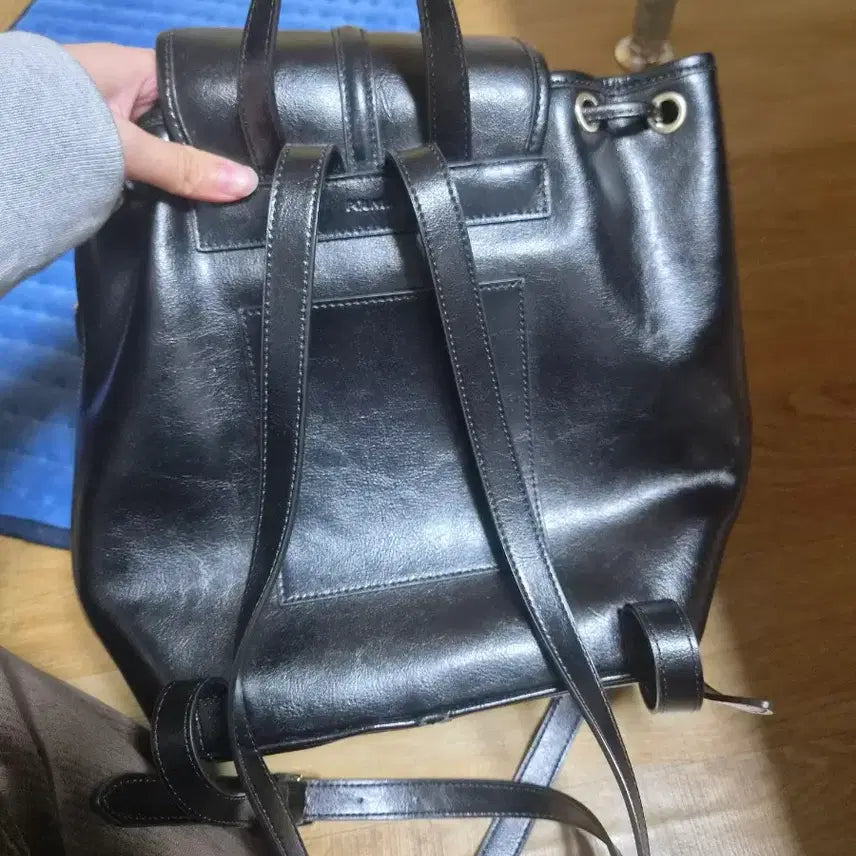 [BUNJANG] Paul &amp; New York Classic Logo Poche Backpack Black / 폴뉴아 클래식 로고 포체 백팩 블랙
