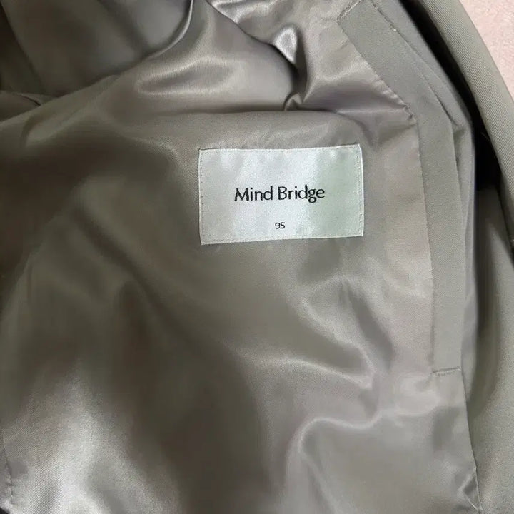 [BUNJANG] Mind Bridge Short Trench Coat / 마인드 브릿지 숏 트렌치 코트 팝니다