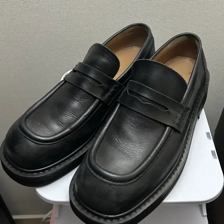 [SOLD OUT] 로스트가든 페니로퍼