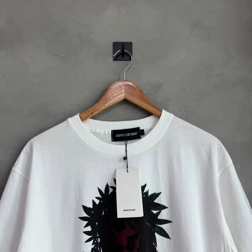 [BUNJANG] Sunday Off Club T-Shirt / 선데이오프클럽 티셔츠