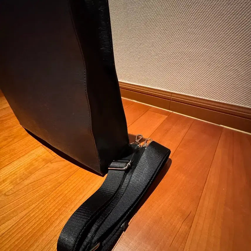 [BUNJANG] [풀구성] 질스튜어트 실버바 토트백 (품절모델/상태최상) / [풀구성] 질스튜어트 실버바 토트백 (품절모델/상태최상)