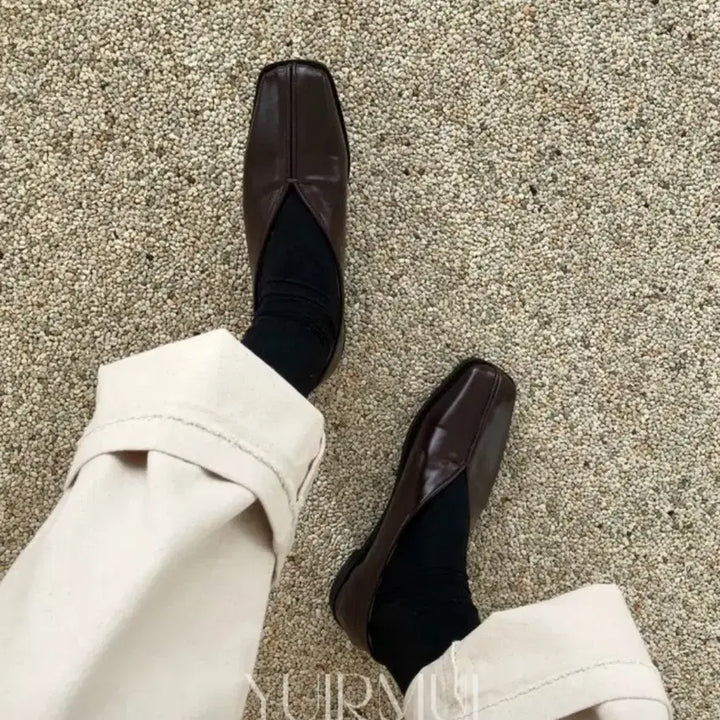 [BUNJANG] Square Flat Loafers with Panel Stitching / 절개 스티치 스퀘어 플랫 로퍼 1.5cm