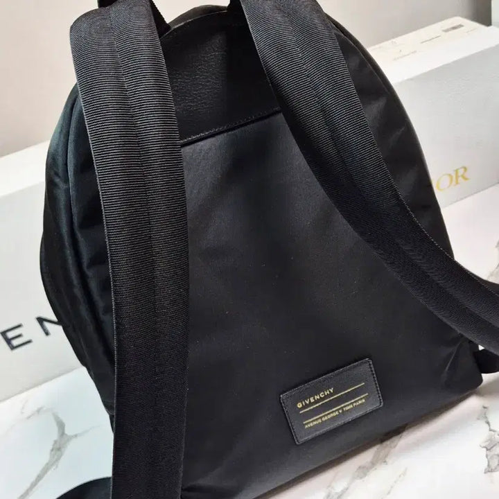 [BUNJANG] Givenchy Lion Leo Nylon Backpack / (정품) 지방시 라이언 레오 나일론 백팩 가방
