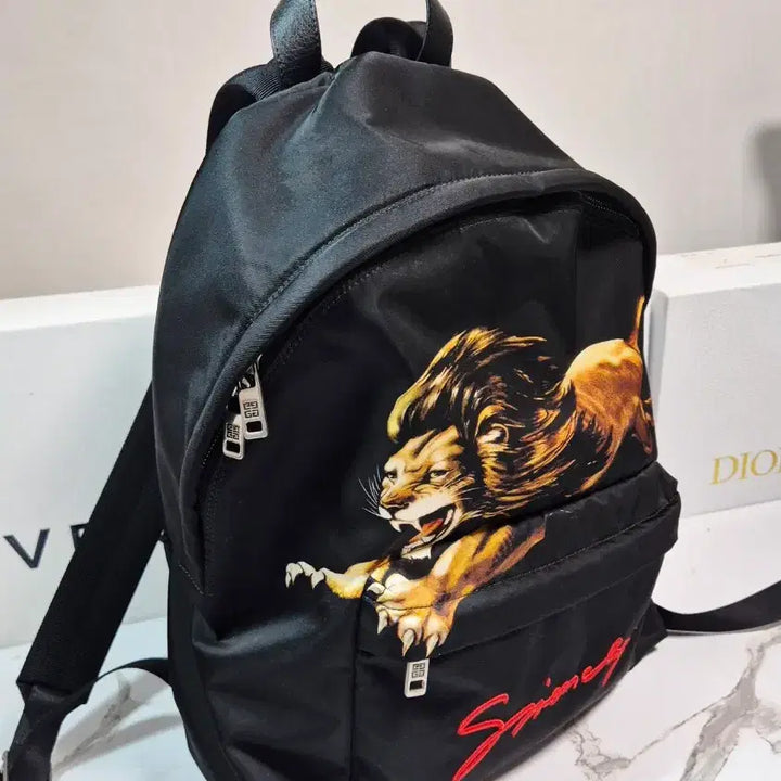 [BUNJANG] Givenchy Lion Leo Nylon Backpack / (정품) 지방시 라이언 레오 나일론 백팩 가방