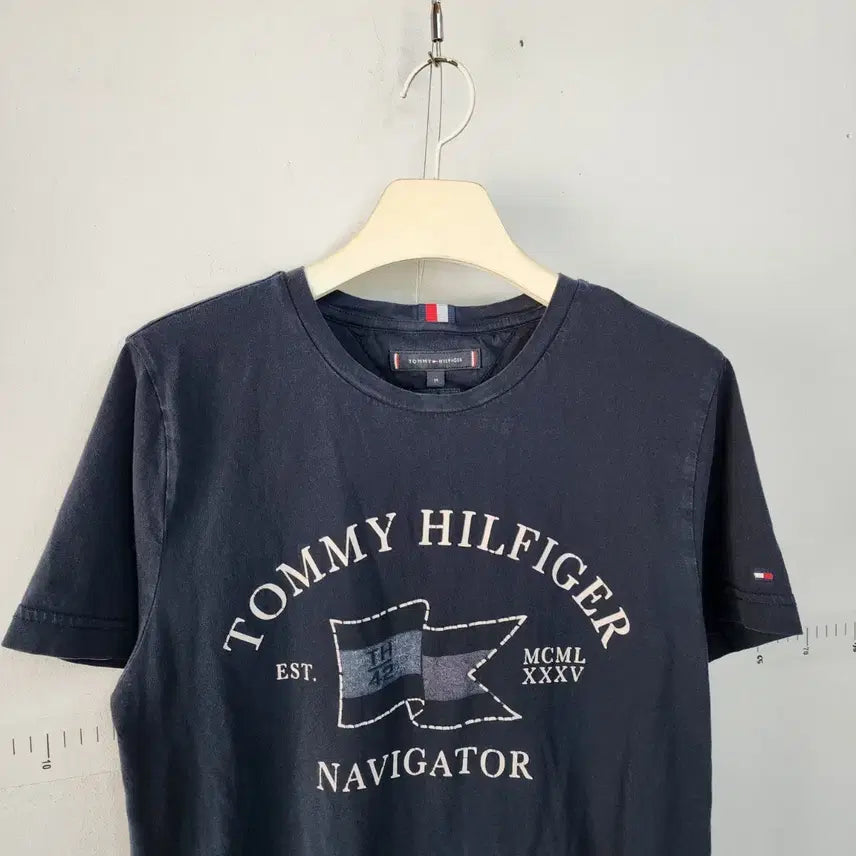 [BUNJANG] Tommy Hilfiger Navy Short Sleeve T-shirt / 타미힐피거 네이비 반팔 티셔츠