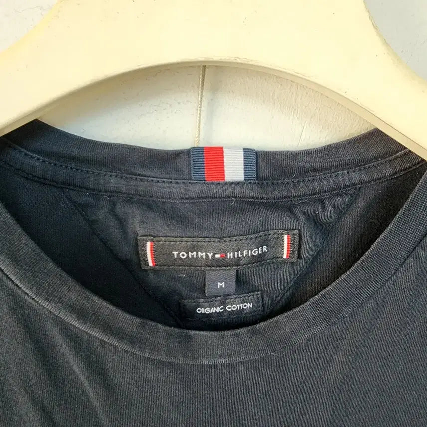 [BUNJANG] Tommy Hilfiger Navy Short Sleeve T-shirt / 타미힐피거 네이비 반팔 티셔츠
