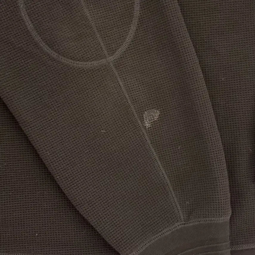 [BUNJANG] Roughside Waffle Long Sleeve Black / 러프사이드 와플 롱슬리브 블랙 3