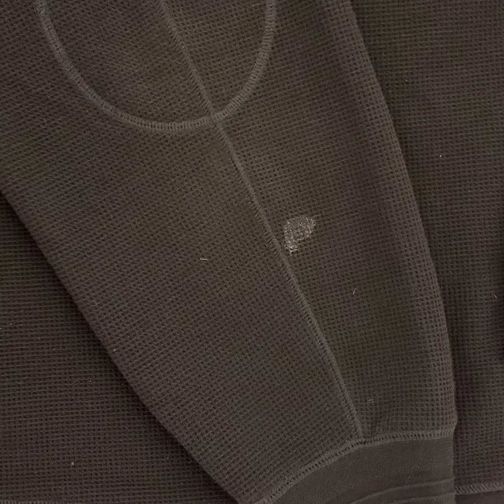 [BUNJANG] Roughside Waffle Long Sleeve Black / 러프사이드 와플 롱슬리브 블랙 3