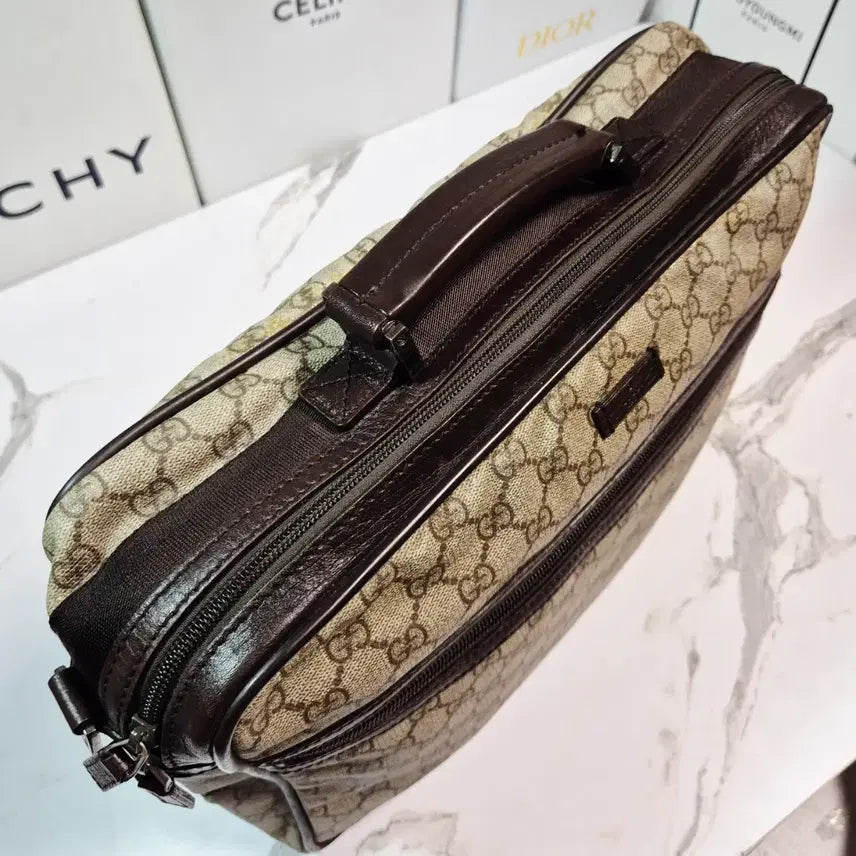 [BUNJANG] Gucci GG Supreme Canvas Briefcase / (정품) 구찌 GG 슈프림 캔버스 브리프케이스 서류가방