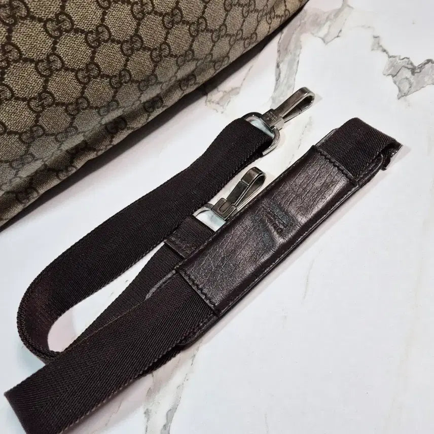[BUNJANG] Gucci GG Supreme Canvas Briefcase / (정품) 구찌 GG 슈프림 캔버스 브리프케이스 서류가방