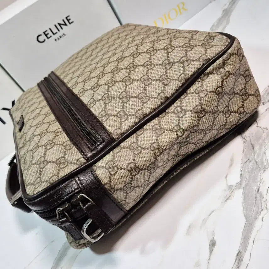 [BUNJANG] Gucci GG Supreme Canvas Briefcase / (정품) 구찌 GG 슈프림 캔버스 브리프케이스 서류가방