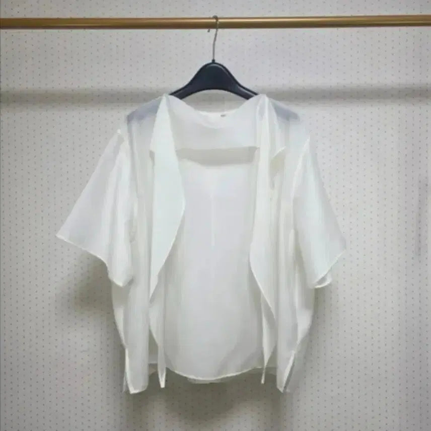 [BUNJANG] Borgo Seseia Silk Blend Scarf Blouse (Size 77) / 보르고세시아 스카프블라우스77사이즈(새상품)