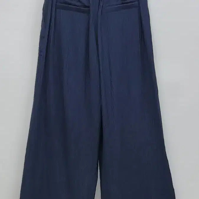 [BUNJANG] Benetton Rayon Wide Pants / BENETTON 25SS  베네통 레이온 와이드 팬츠 / 여 67 네이비