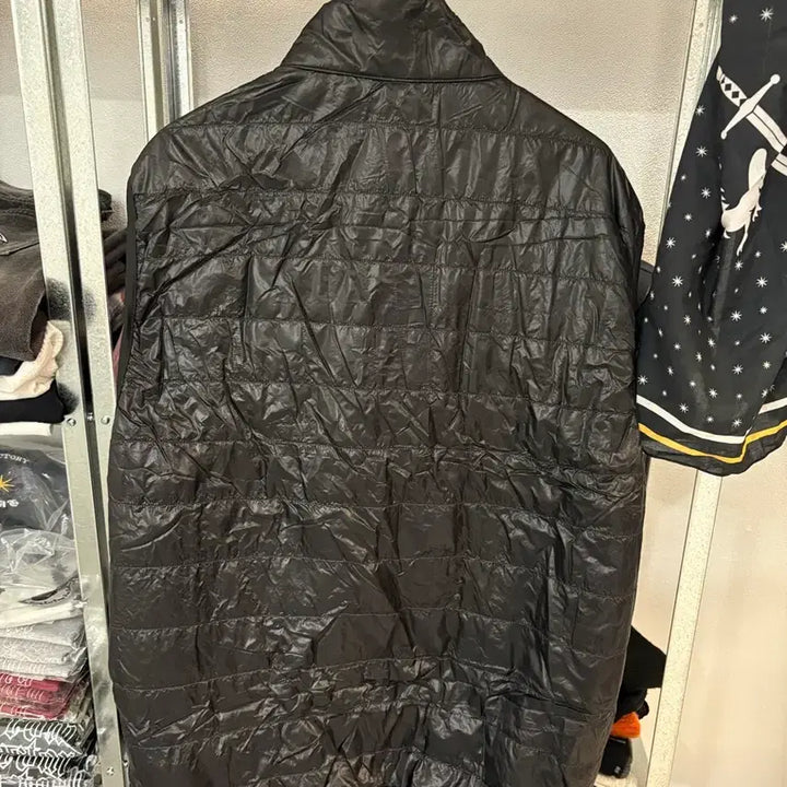 [BUNJANG] Thisisneverthat Insulated Reversible Vest / (L) 디스이즈네버댓 인슐레이티드 리버서블 베스트