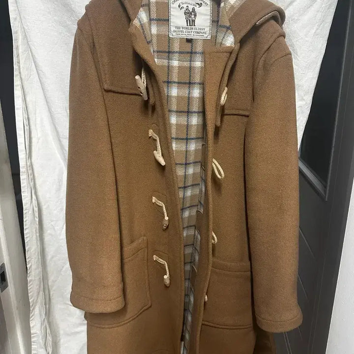 [BUNJANG] Original Montgomery Classic Wooden Toggle Duffle Coat Camel 38 / 몽고메리 더플코트 / 카멜 / 38(약100)