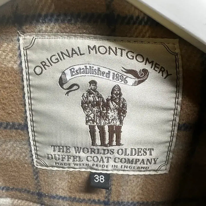 [BUNJANG] Original Montgomery Classic Wooden Toggle Duffle Coat Camel 38 / 몽고메리 더플코트 / 카멜 / 38(약100)
