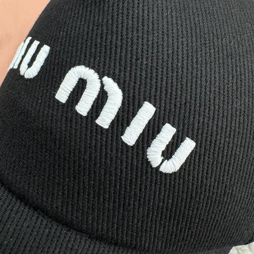 [BUNJANG] Miu mi 자수 볼캡 / Miu mi 자수 볼캡